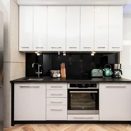 Klimatyczny Apartament W Centrum Gdanska Экстерьер фото